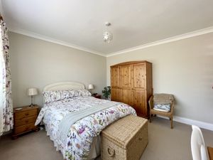 Photo 19- click for photo gallery